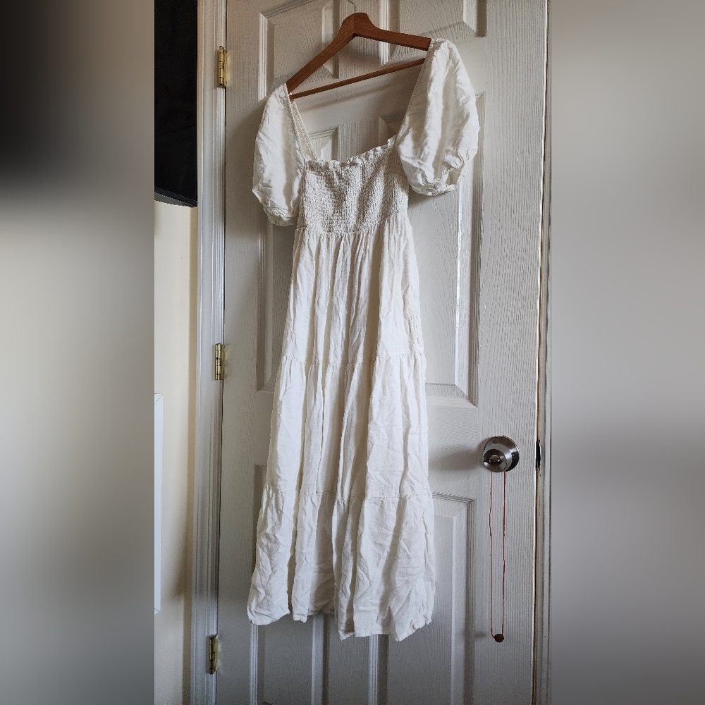 Abercrombie and Fitch White Puff Sleeve Tiered Maxi Dress - Picture 5 of 6